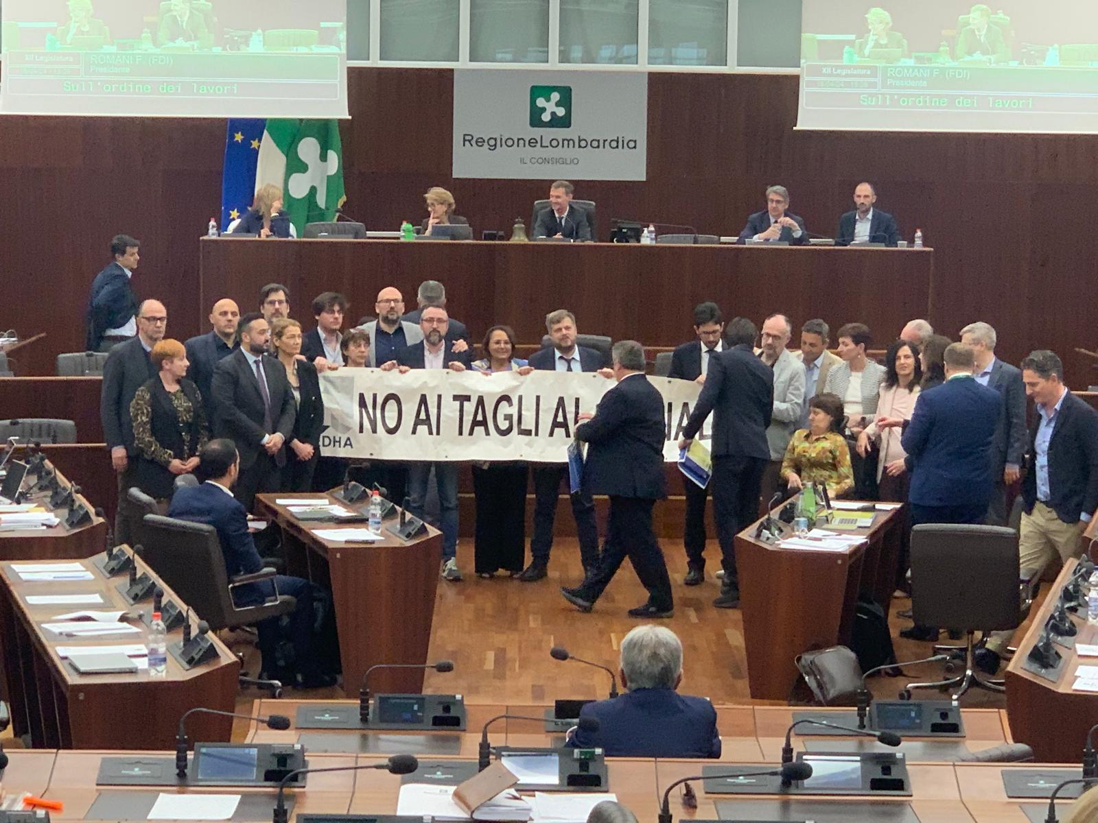 Disabilità: Fontana si arrende all’evidenza. Chieda almeno scusa