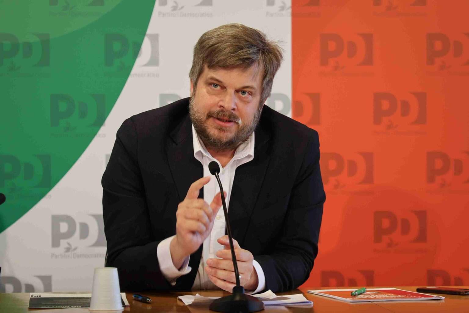 “Il referendum un passo, ne parliamo alle politiche”. Intervista a L’Unità