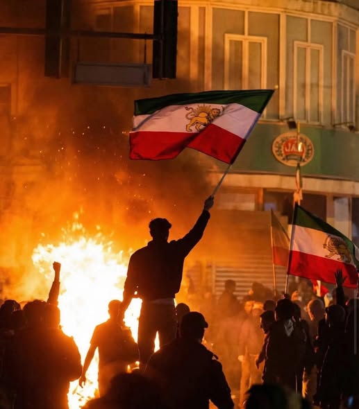 Con le donne e  gli uomini dell’Iran